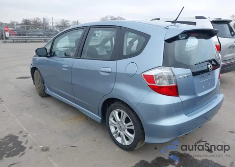 2011 Honda Fit Sport из США, поврежденный, VIN JHMGE8H51BC002922